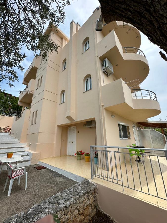 Anna House Dhermi Bagian luar foto