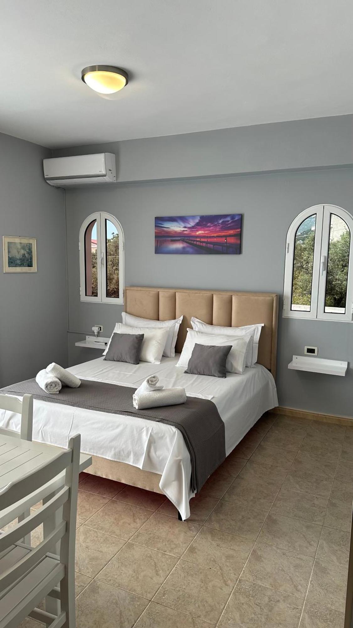 Anna House Dhermi Bagian luar foto